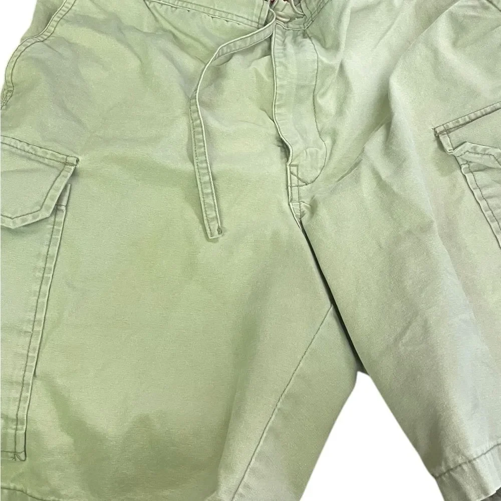 Union Bay sz medium mens  Light khaki Cargo Pants excellent condition